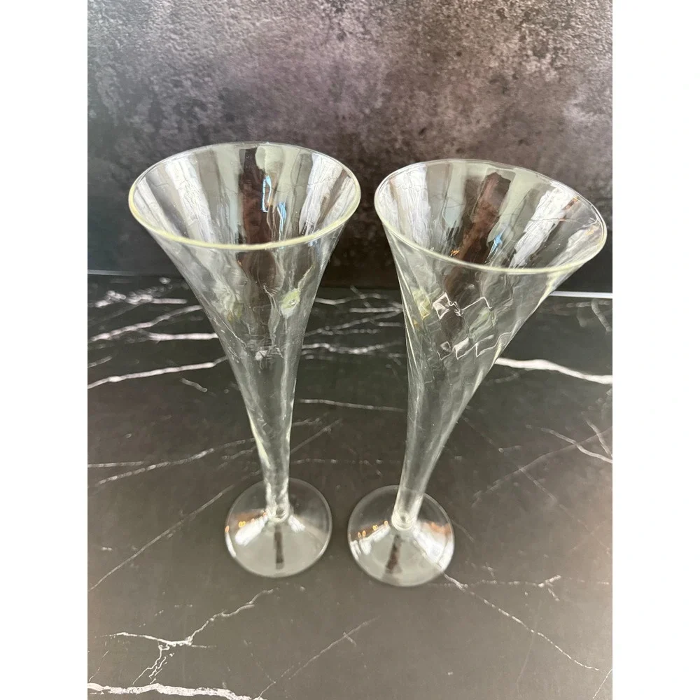 PAIR (2) Trumpet Hollow Stem Diamond Swirl 10 1/8in Champagne Glasses